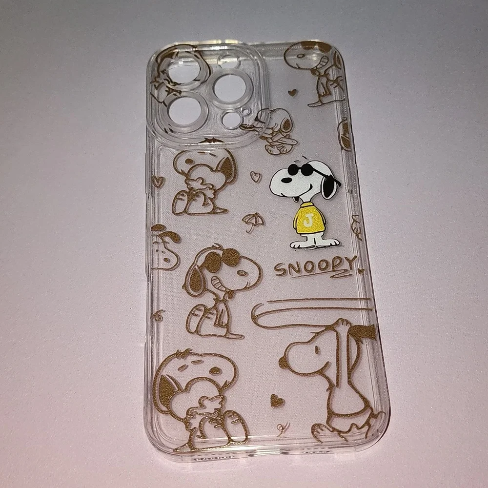 Brand new Apple IPhone 🍎 16 Pro Max Peanuts Snoopy soft Silicone Phone